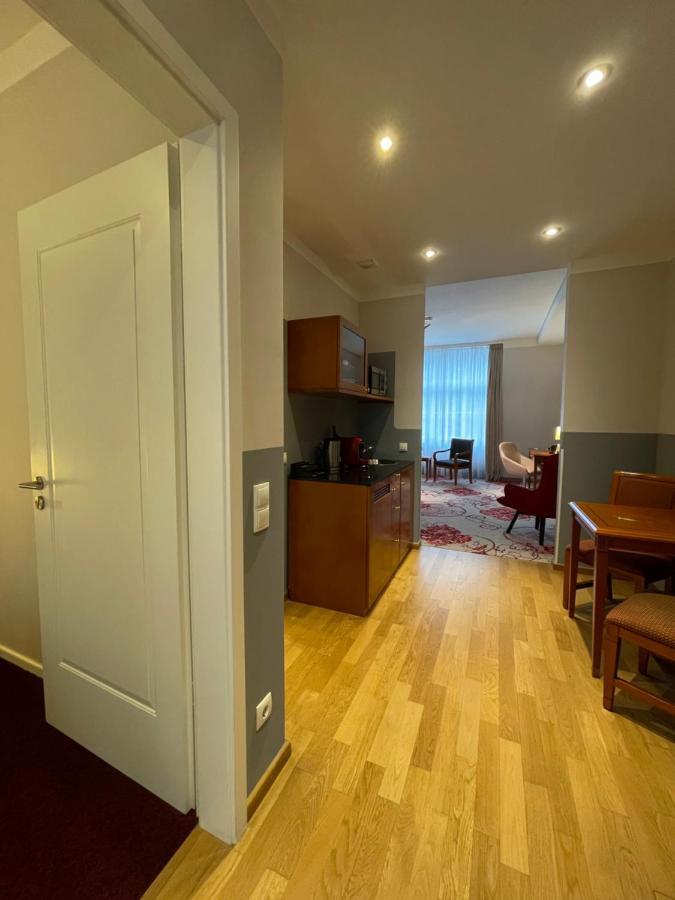 Grand Suite,259549389:JPEG